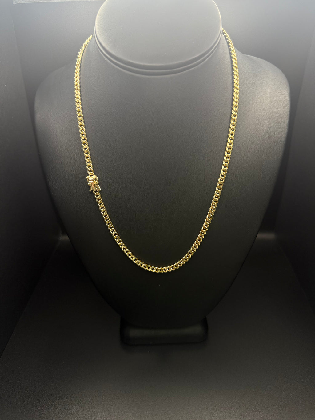 Amoro 10K Cuban Link Chain 4.5mm 20”